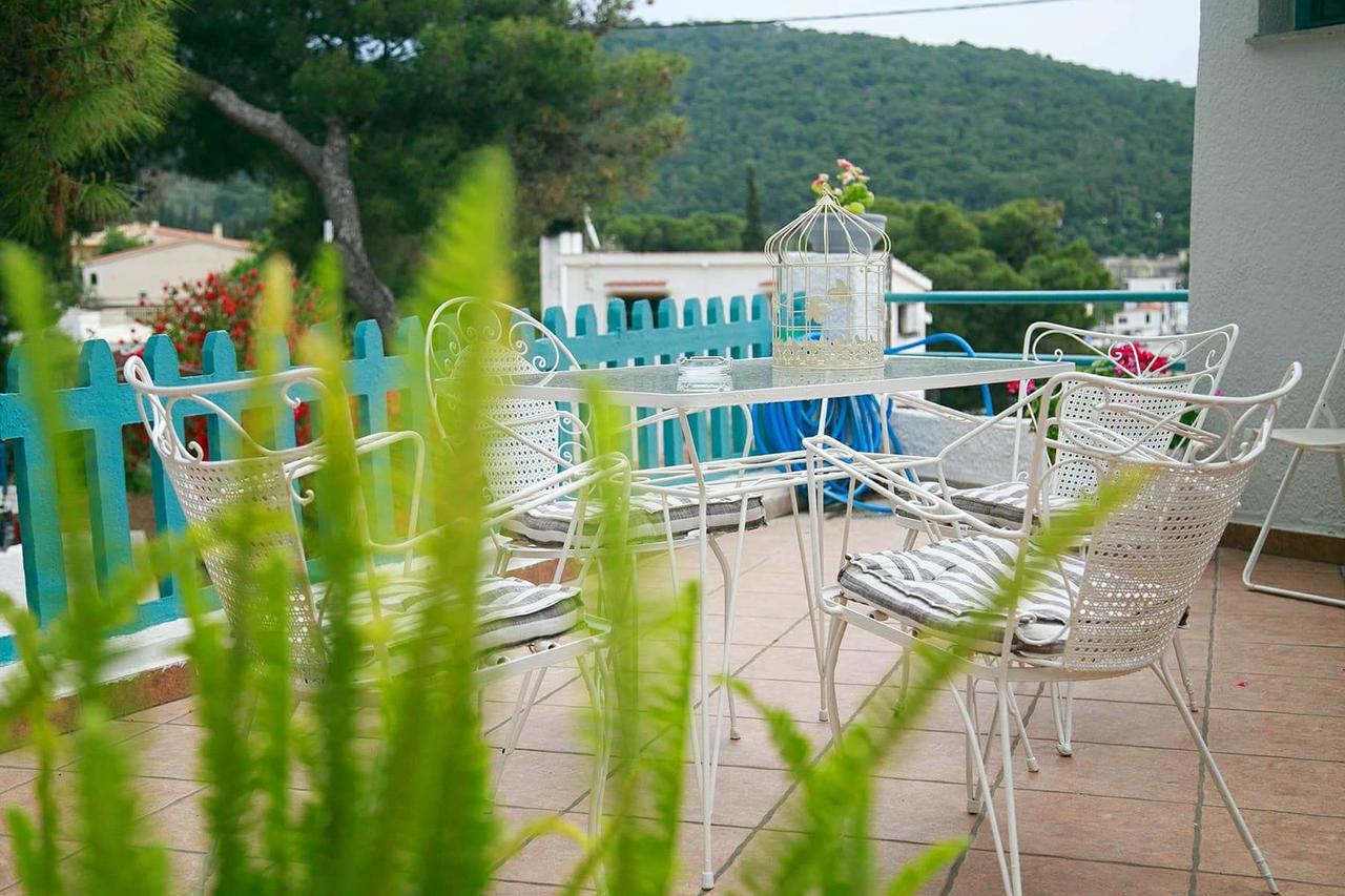 Theodora Rooms Poros Town Exterior foto