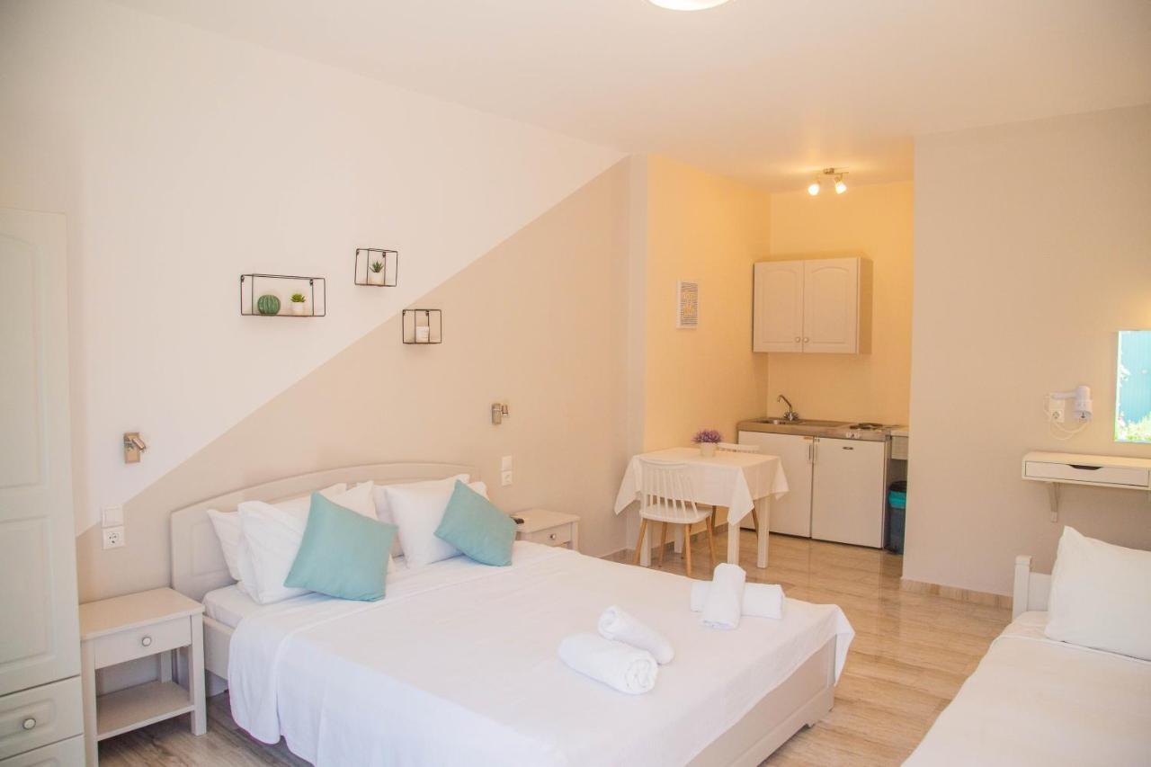 Theodora Rooms Poros Town Exterior foto
